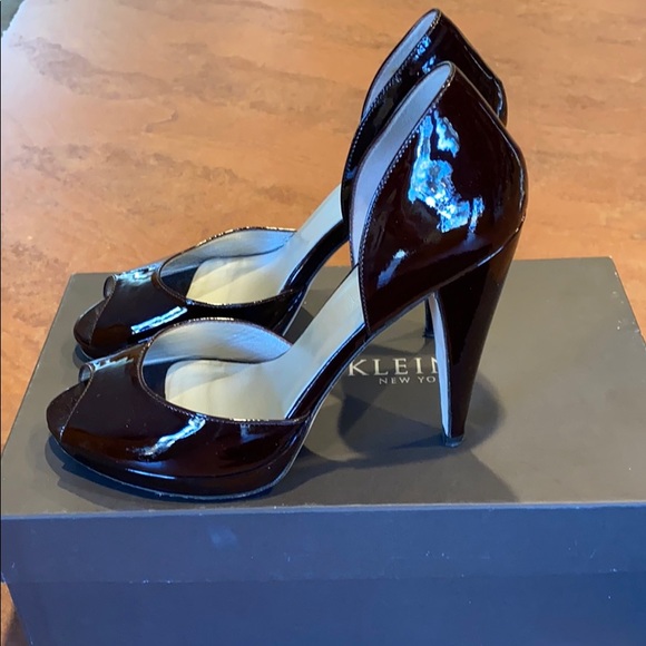 Anne Klein pumps - Picture 2 of 4